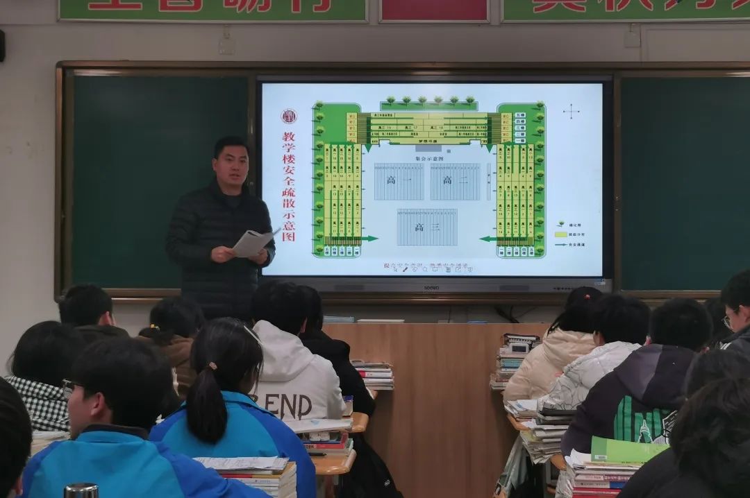 C:\Users\Administrator\Desktop\640.jpg