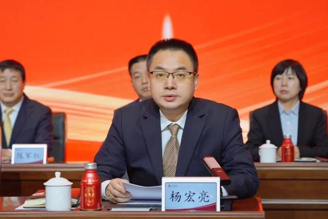 C:\Users\Administrator\Desktop\下载 (12).jpg