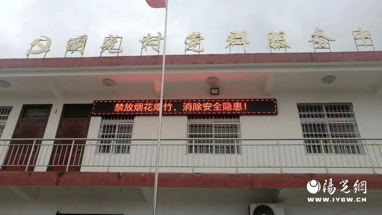 195d19113ecc675cc8680c7a7e4cba6b