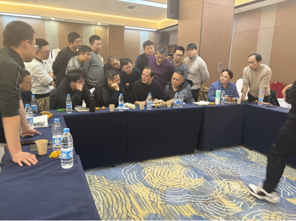 点击图片进入下一页