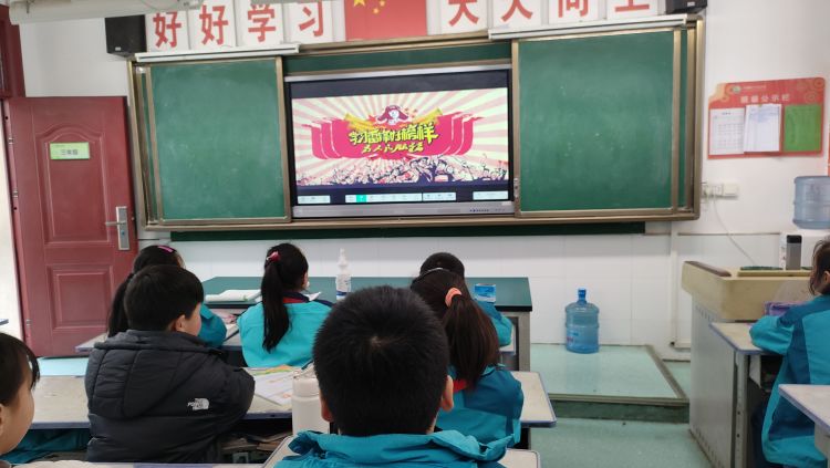 简篇-三月春风拂人面，雷锋精神伴我行——浐灞第二十五小学雷锋日活动