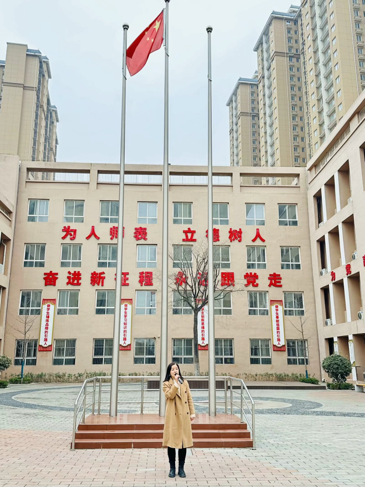 简篇-“与爱同行，品奉献之美”——浐灞第三十三小学学雷锋活动纪实