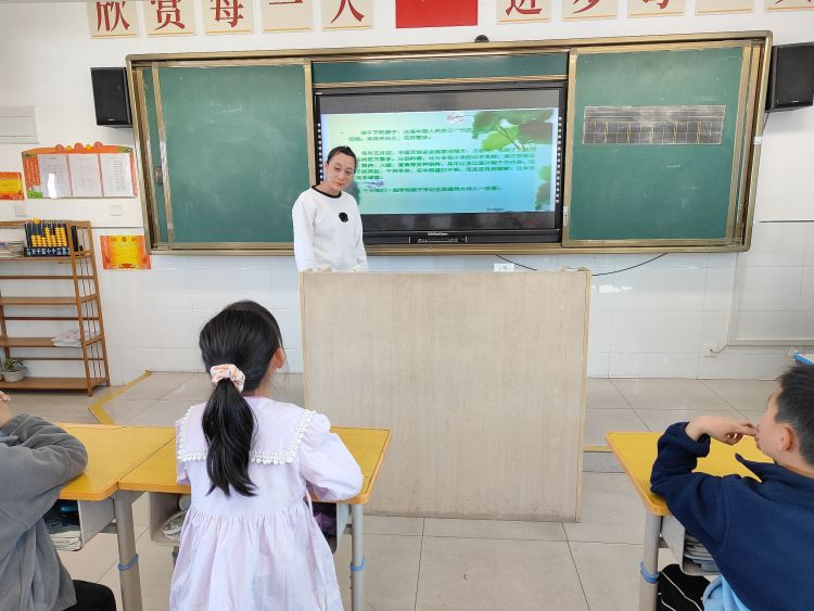 简篇-东李小学家长课堂开讲啦!