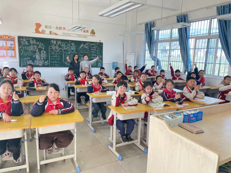 简篇-东李小学家长课堂开讲啦!