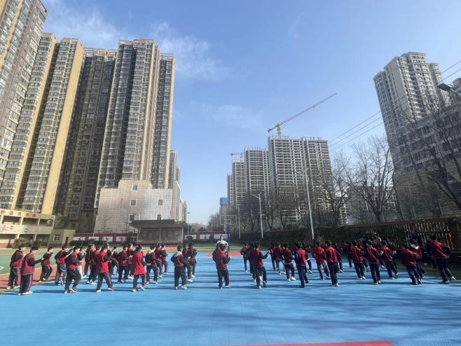 说明: 6c55f9a44e0b03625f72fc86a0907380