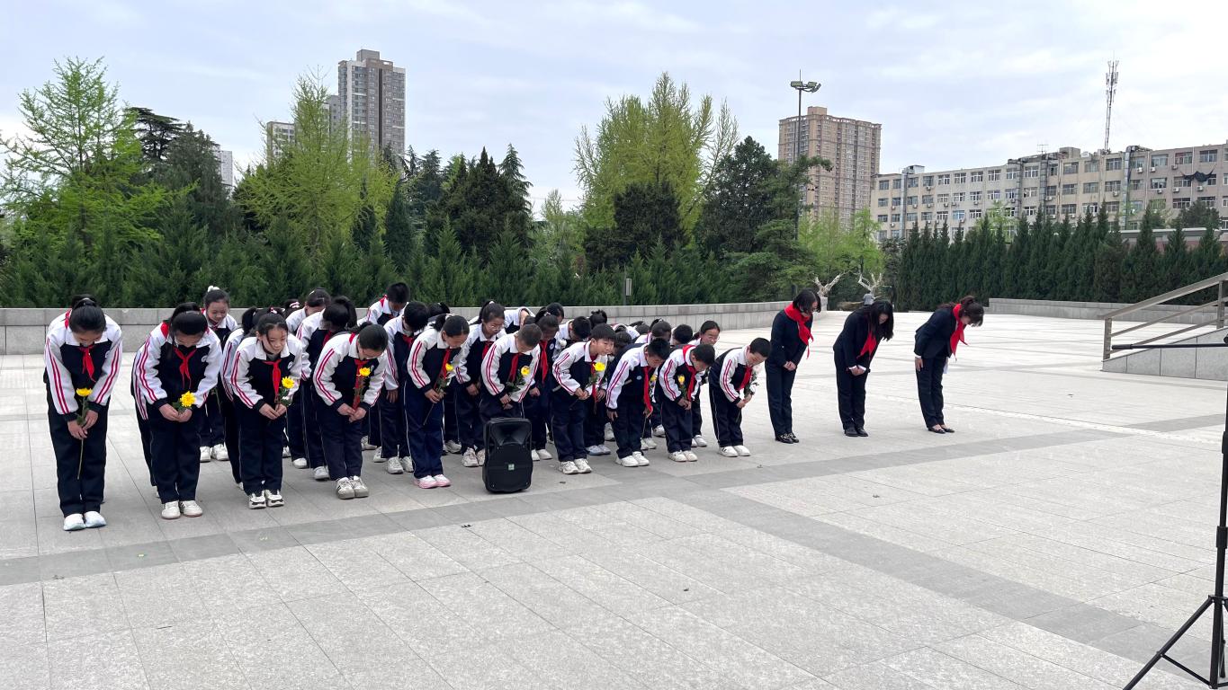鞠躬