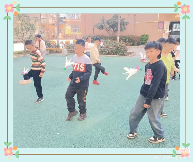 简篇-梦之路·彩虹乐园——“体”现魅力 “艺”彩纷呈（浐灞第三十三小学课后服务体音美活动纪实）