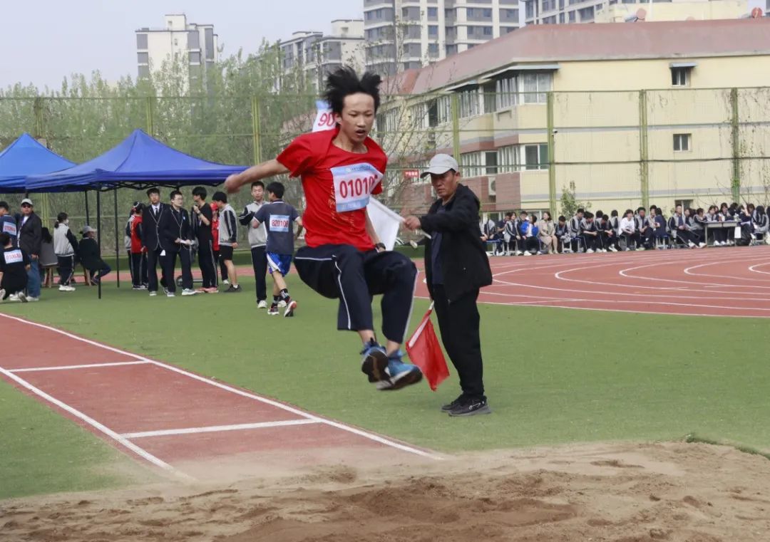 https://mmbiz.qpic.cn/mmbiz_jpg/bibrLk6L69mZUkbEHda6iba81CMcb7YSCJ3C80OolV5BY8tKNzic3CntpJ6q2wExsAoKcwCjkxSbtHlSsSOVp5anA/640