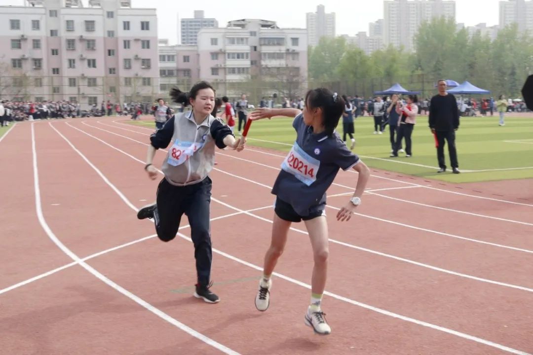 https://mmbiz.qpic.cn/mmbiz_jpg/bibrLk6L69mZUkbEHda6iba81CMcb7YSCJg0cZNB9YJBib0ObLwChVib3tnTgGhkaJV4Gicn7HFibYdosYxQzWwHxkHQ/640