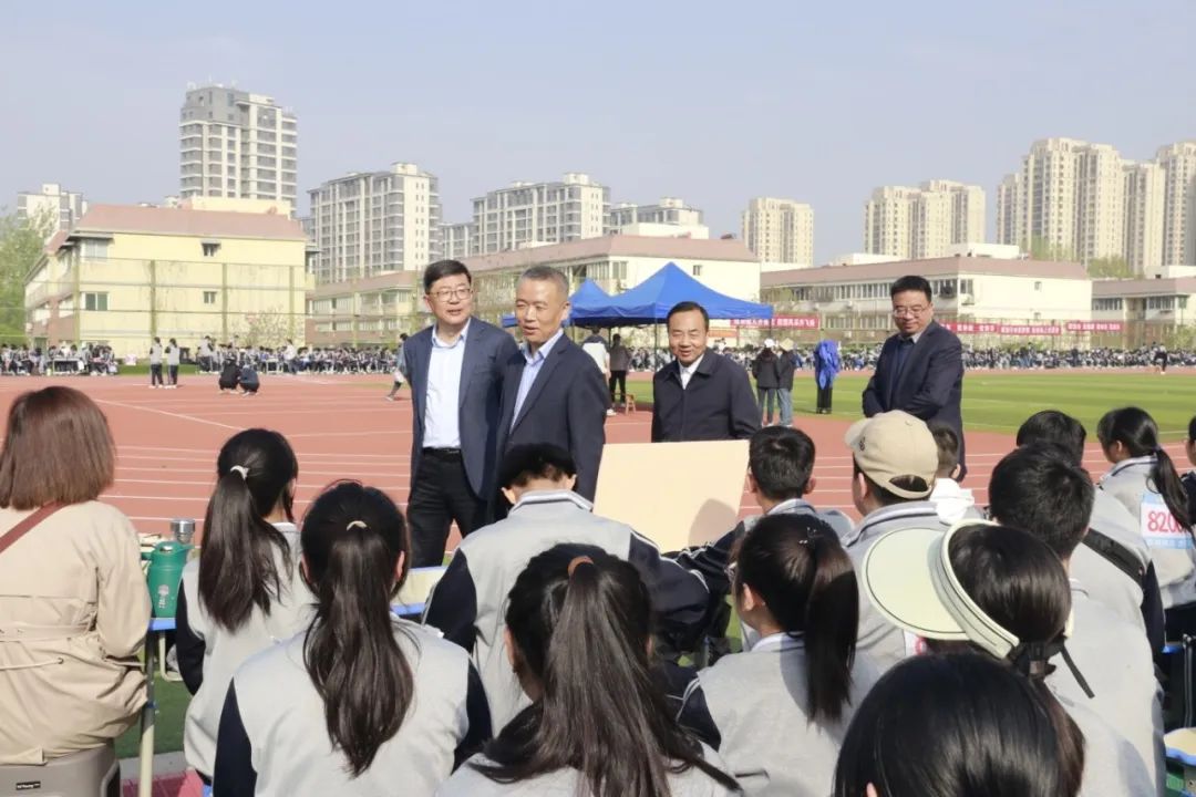 https://mmbiz.qpic.cn/mmbiz_jpg/bibrLk6L69mZUkbEHda6iba81CMcb7YSCJCqAc6lZTmUwTS2E7ve2p4IoTOj1Gz4Giakfl3reQ6qWX4jWoIzIiaavw/640