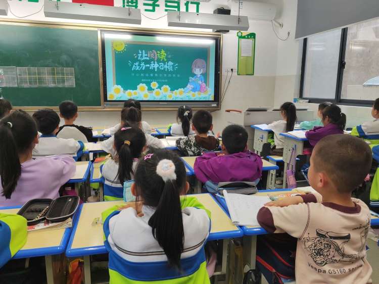 简篇-书香溢校园   阅读润心灵——灞桥区席王中心小学读书月系列活动（一）