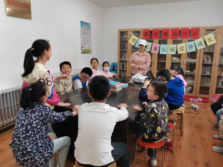 简篇-悦动惠南‖土门街道惠民南坊社区开展“书香沁童心 阅读伴成长”读书活动
