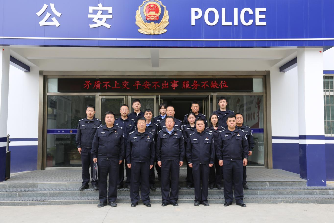 图示, 示意图&#10;&#10;中度可信度描述已自动生成