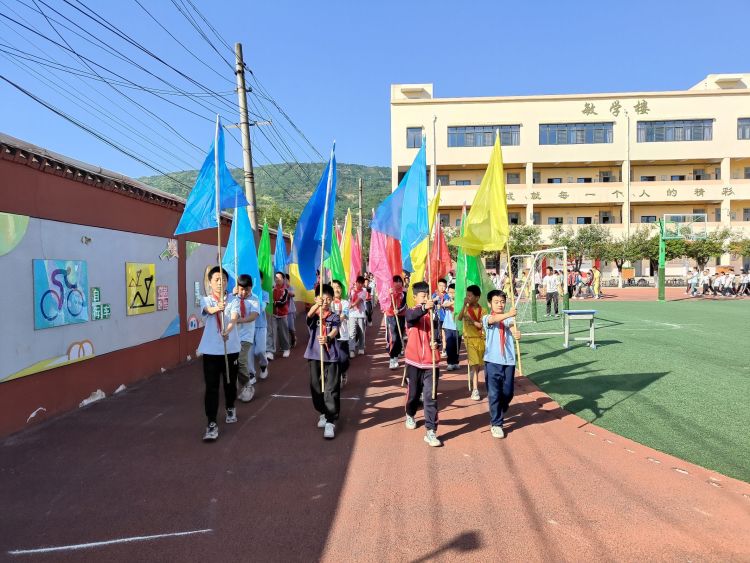 简篇-扬体育精神   展运动风采——灞桥区东李小学2024年春季运动会纪实