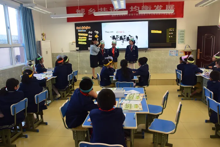 简篇-雅韵灞桥  城乡共进——灞桥教师进修学校赴灞桥区老洞小学开展中小学教师课堂教学专题送教活动（第一期）