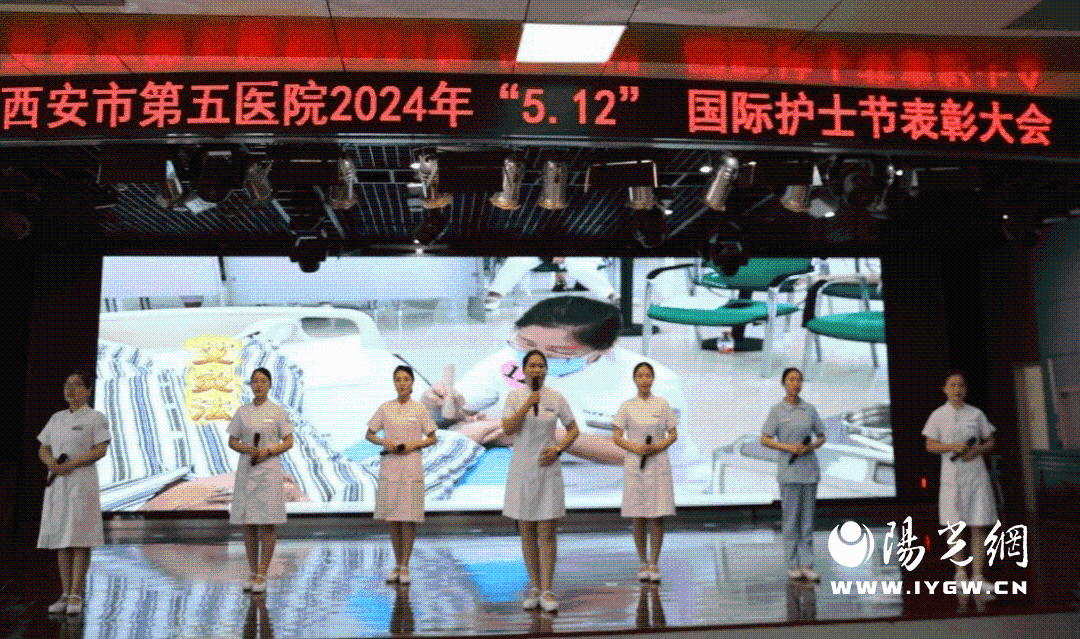 点击图片进入下一页