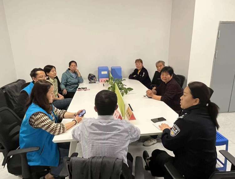 https://img.jianpian.info/3217055/article/20240508/27221f5deb0944f197d75870fa09d625.jpg?imageView2/2/w/750/h/1400/q/80
