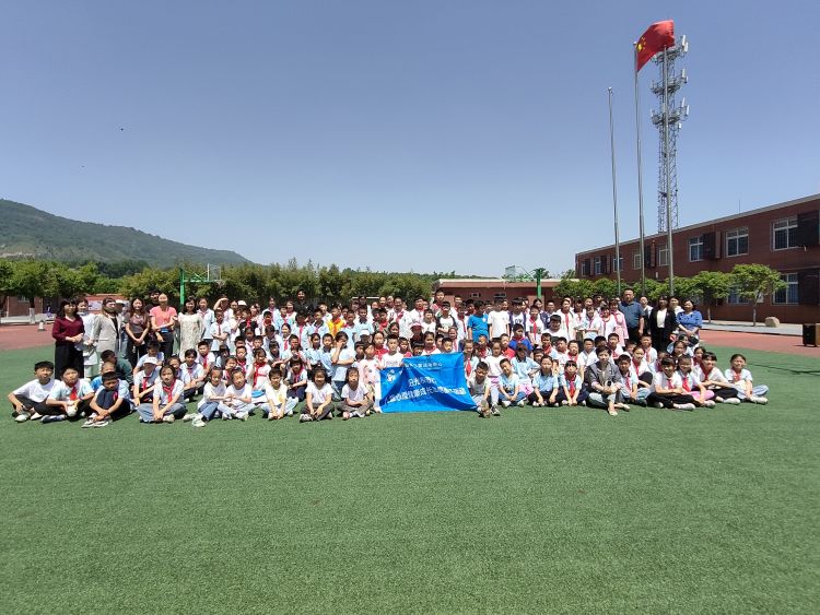 简篇-心向阳光   幸福成长——灞桥区东李小学开展学生心理团辅活动