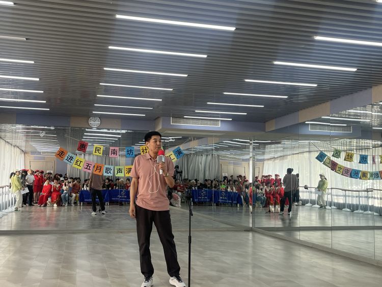简篇-悦动惠南‖惠民南坊社区开展“走进红五月 歌声满长安”文艺汇演活动