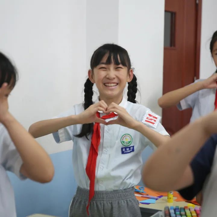 ffb078768bc2c85fdc5bc09573cbe3e486ec304d
