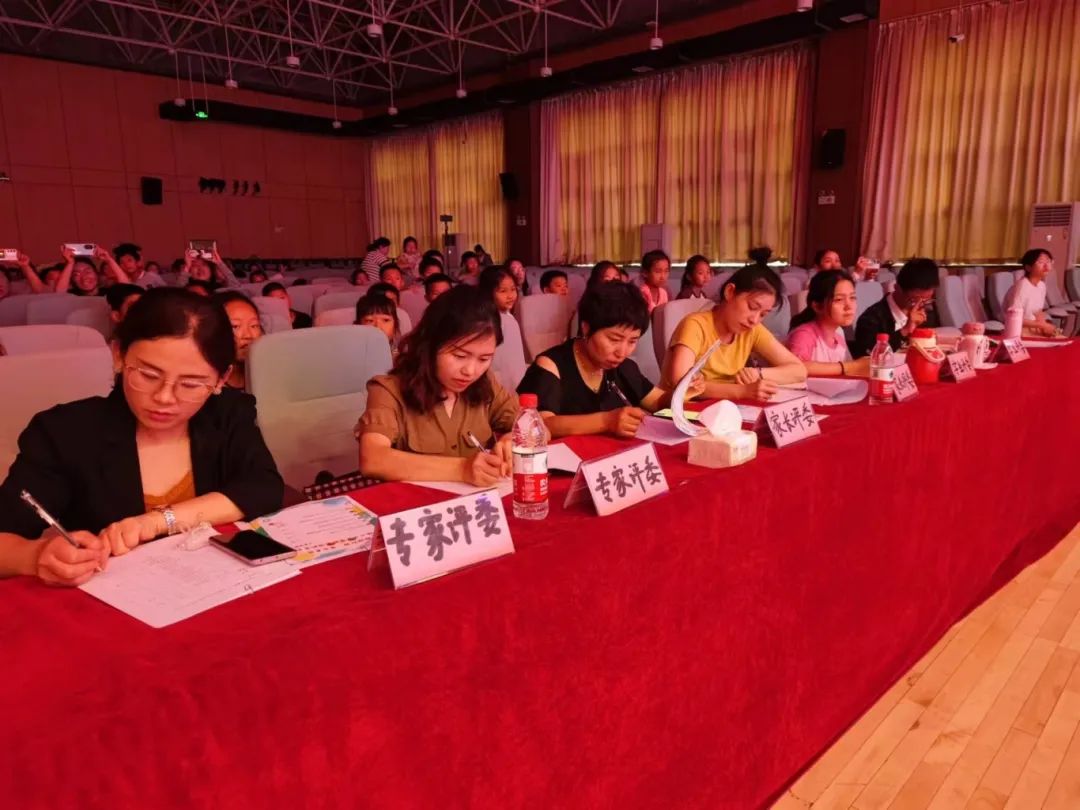 ce8d4eaf18ddc8f96031a2e8548735e155f9df9f