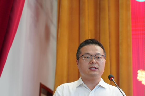 李京涛