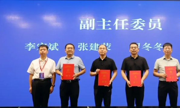 https://mmbiz.qpic.cn/mmbiz_jpg/8r0Hu3aiaJnU2yoI972RWCW0opdYVjwldibWvxDDxYJlwHeG69aYSjAq1iaJib1erLwia7AvqwYMfunbQBndfqicCplQ/640?wx_fmt=jpeg&from=appmsg