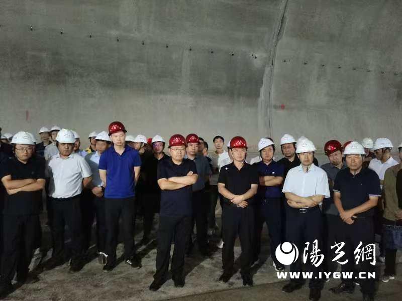说明: 3cc120432bf3e5f7965da7ea2c31251