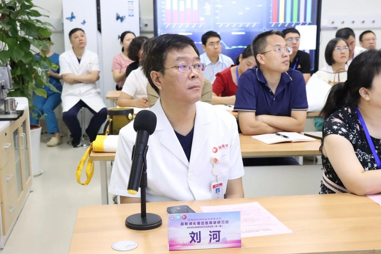 点击图片进入下一页