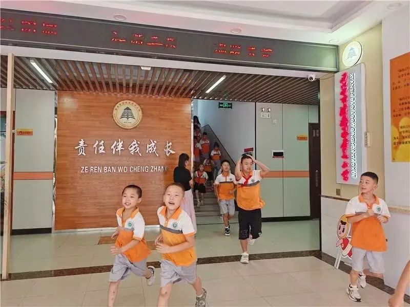 说明: e086c7d790ce60488a9532da4f95b28ea6131f4a