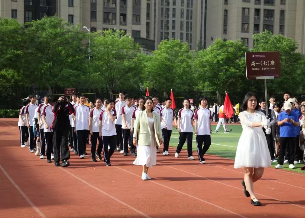 说明: dcc8e7878dd4075623672fdc8475d387c5827dcd