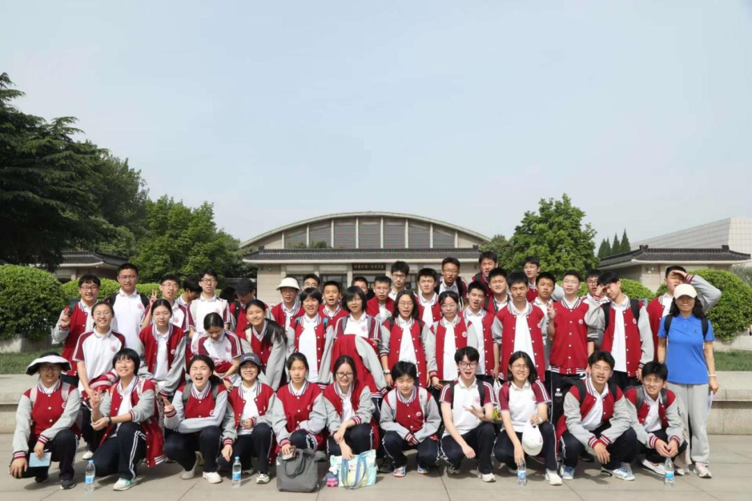 说明: 90f395503659397262b859e7418facaf42d045af