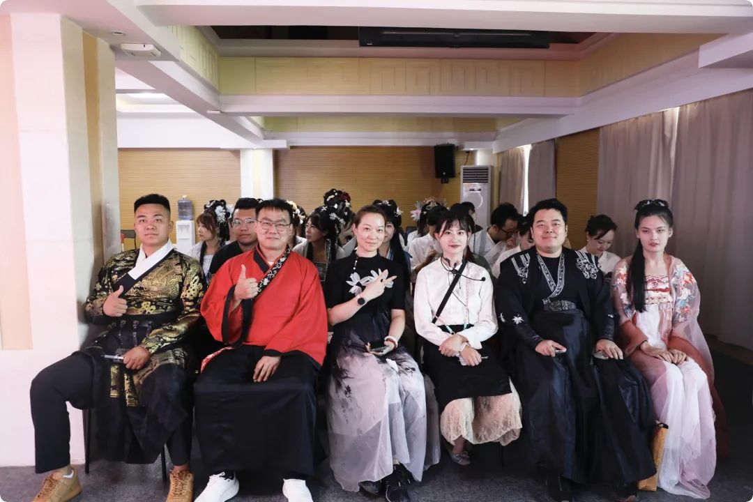 说明: 226c2dd5984f9c159979296b4b4cb2b31fa92617
