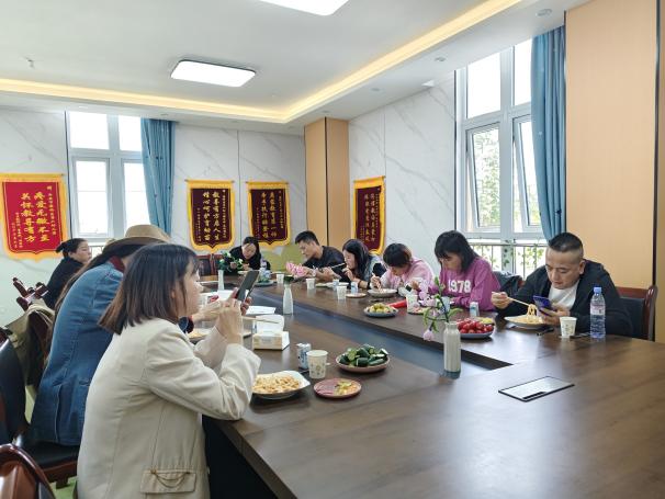 说明: ceb5f510f429960a7bd742655e31488