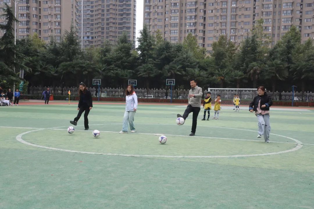 e23287cfc9d443c6ad4644703a1d454ae06f353f