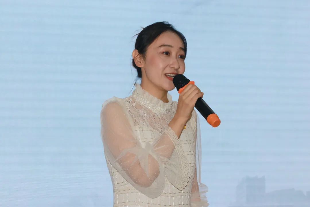 说明: 92232f7aafc3704977a1e5e1b62e654c9fa6fc16