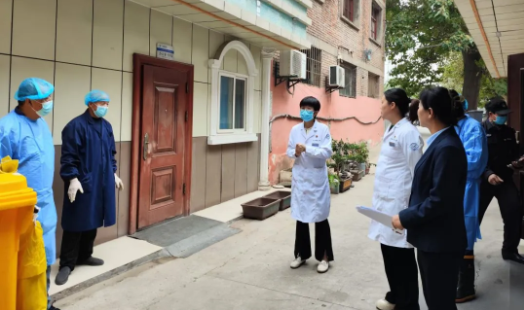 点击图片进入下一页