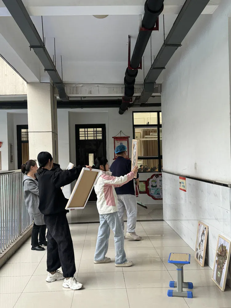 说明: f417c3abec5d8f2d6f5e308bf53125fe319c3892