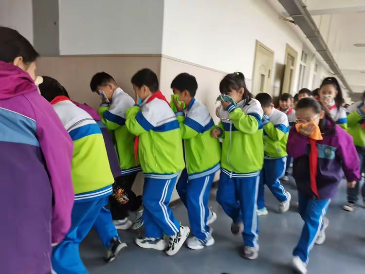 说明: 4c513e79d563ae5ef8bba870c8cc62985a6bc5de