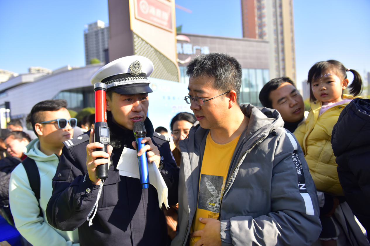 说明: 6852a1192cd5618d725cae8953a544c6_