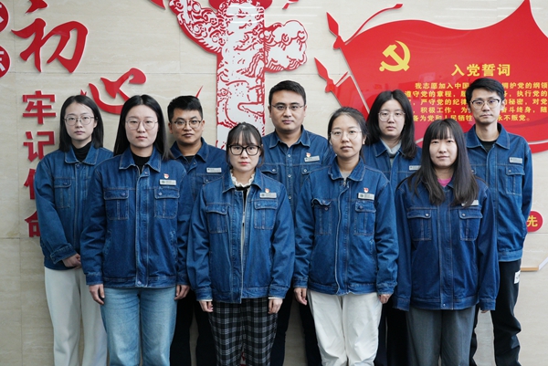 C:\Users\Administrator\Desktop\转发_ 国网公司工人先锋号：国网西咸新区供电公司科技数字化部信息运检班20250115改\DSC09336.JPG