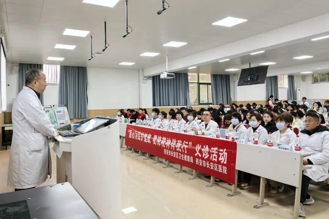 点击图片进入下一页