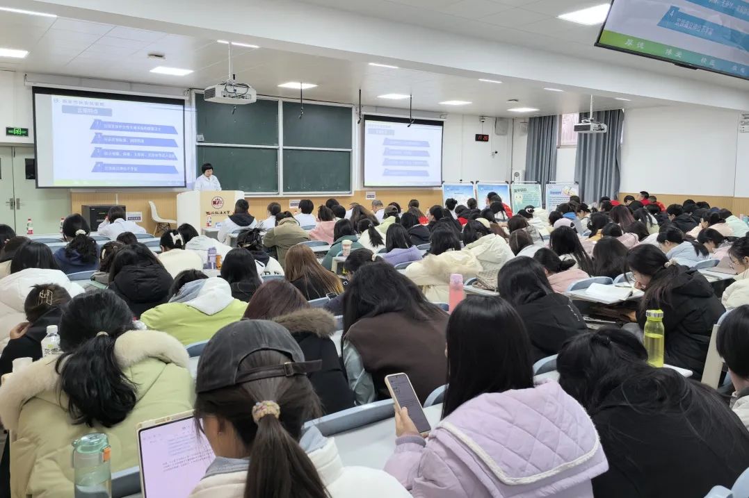 点击图片进入下一页