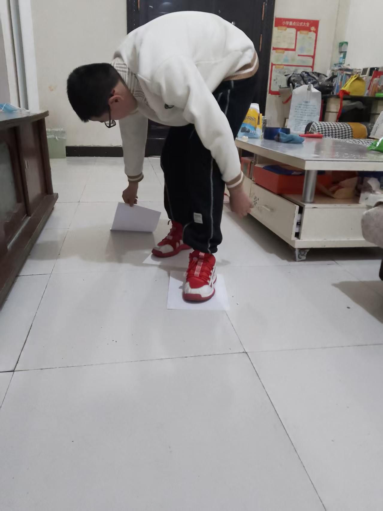0d33f850c1f806a39f1e1e94ffff851
