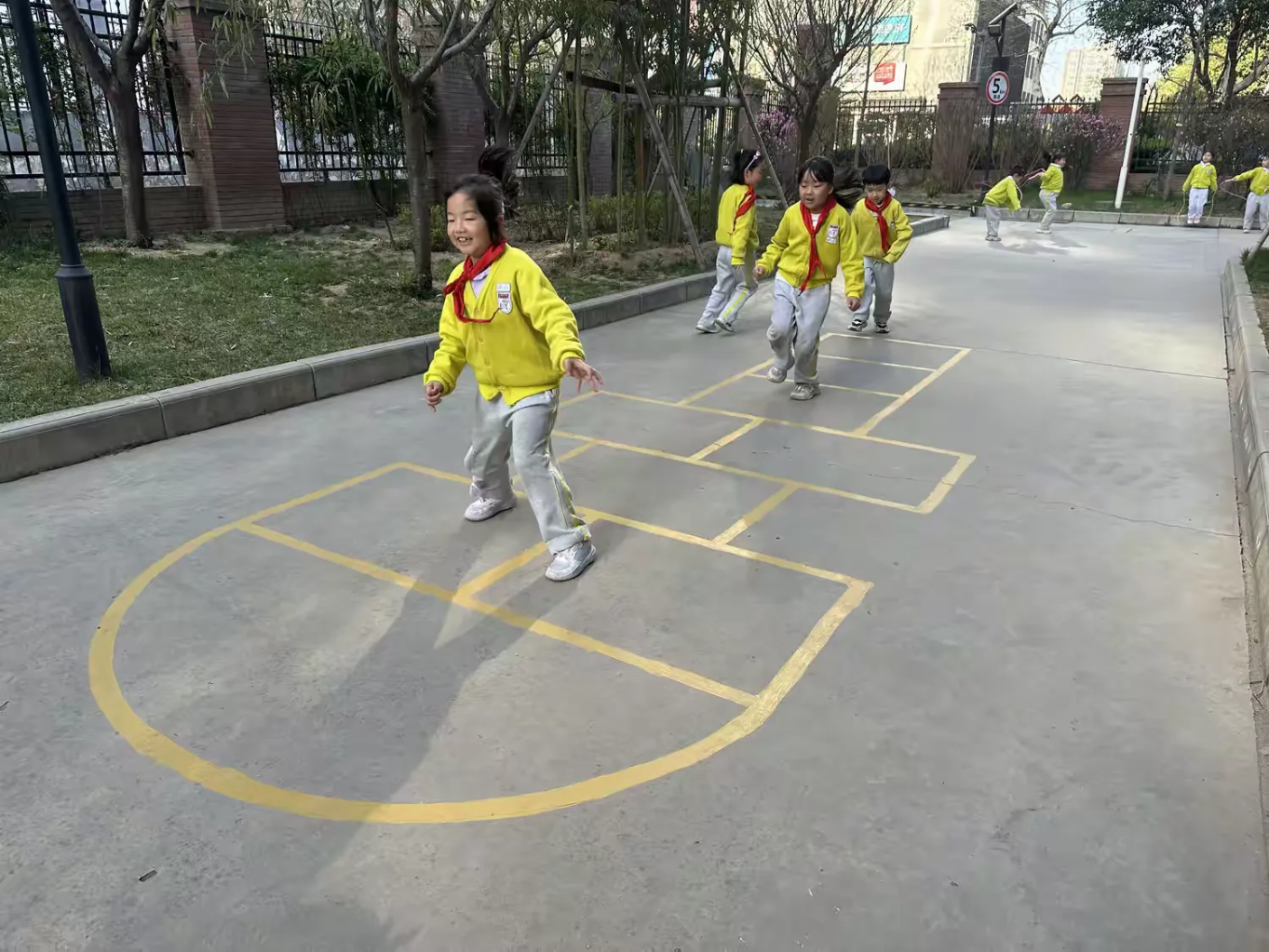 说明: 3b801eabd8bd964bf9d3b8113a293c991cec7202