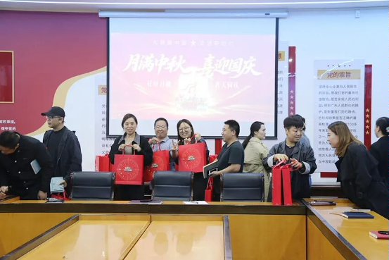 e7cf8d36aaec40d1c3de192e589a9490aadcba43